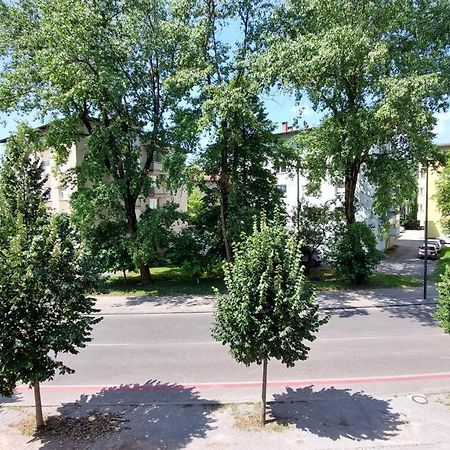 Cozy, Bright And Affordable Studio W/ Free Parking Lublana Zewnętrze zdjęcie